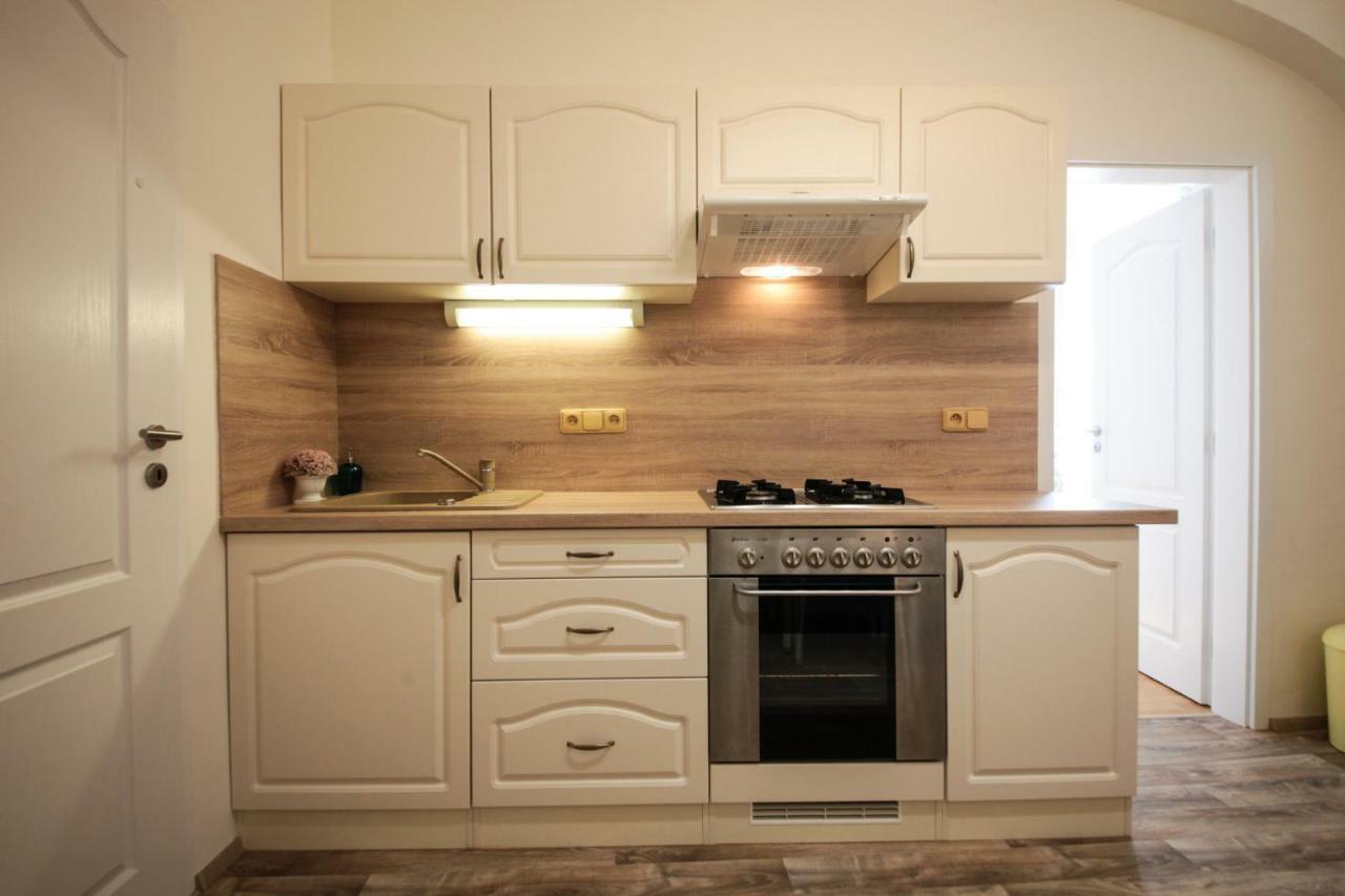 Family Duplex On Wenceslas Square Appartement Praag Buitenkant foto